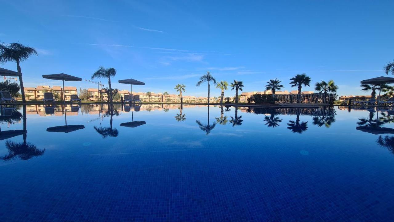 De Luxe Avec Jardin Vue Sur La Piscine Golf Securise 24h Sur 24 A 5 Minutes De L Aeroport Marraquexe