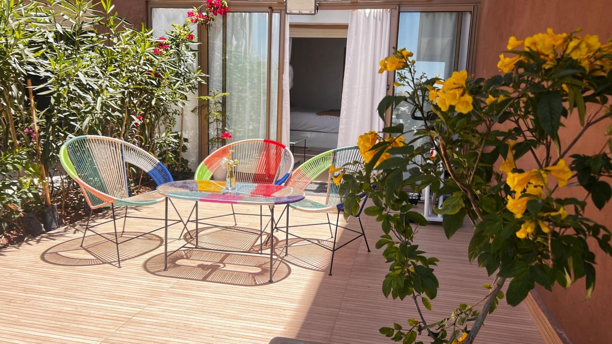 De Luxe Avec Jardin Vue Sur La Piscine Golf Securise 24h Sur 24 A 5 Minutes De L Aeroport Apartamento